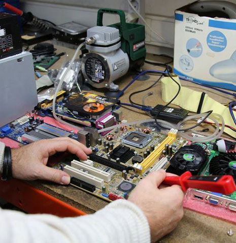 Computer Repair Technician in Kolkata